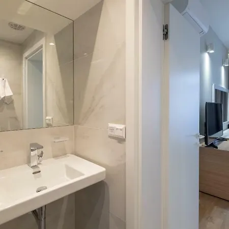 Vitosha Blvd Luxury 2-bedroom, 2-bathroom With Balcony Apartment
