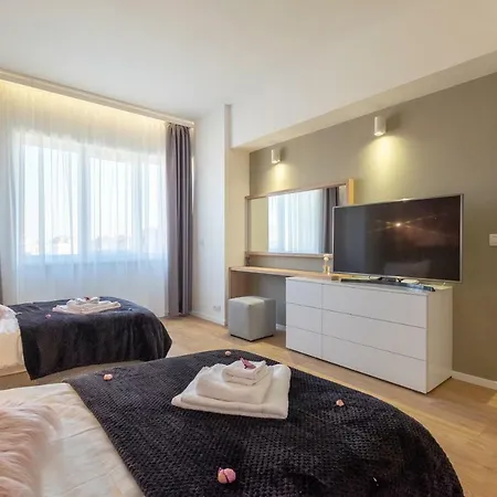 Apartment Vitosha Blvd Luxury 2-bedroom, 2-bathroom With Balcony